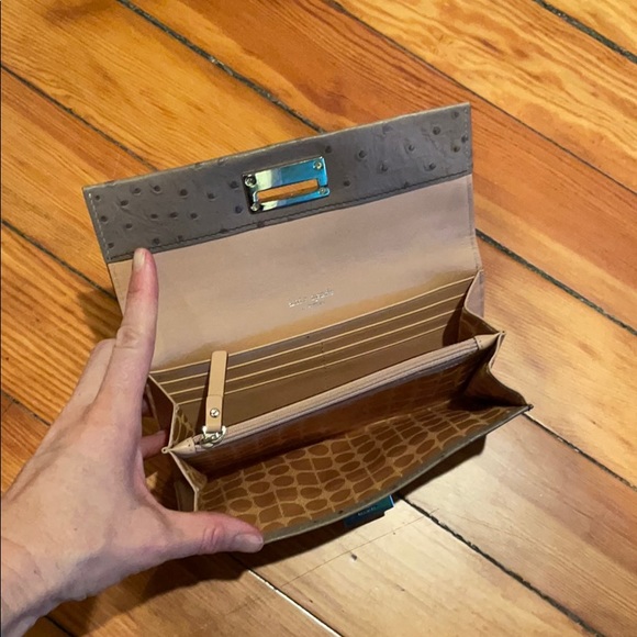 Kate Spade Wallet - Picture 3 of 3
